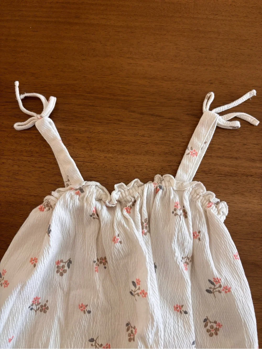 H&M lightweight white